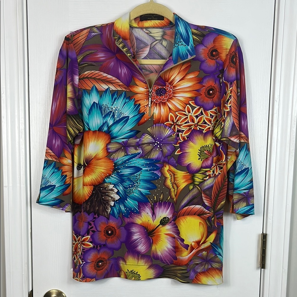 Vintage Jackets Galore by John Farah multi colored flowered short sleeve zip top